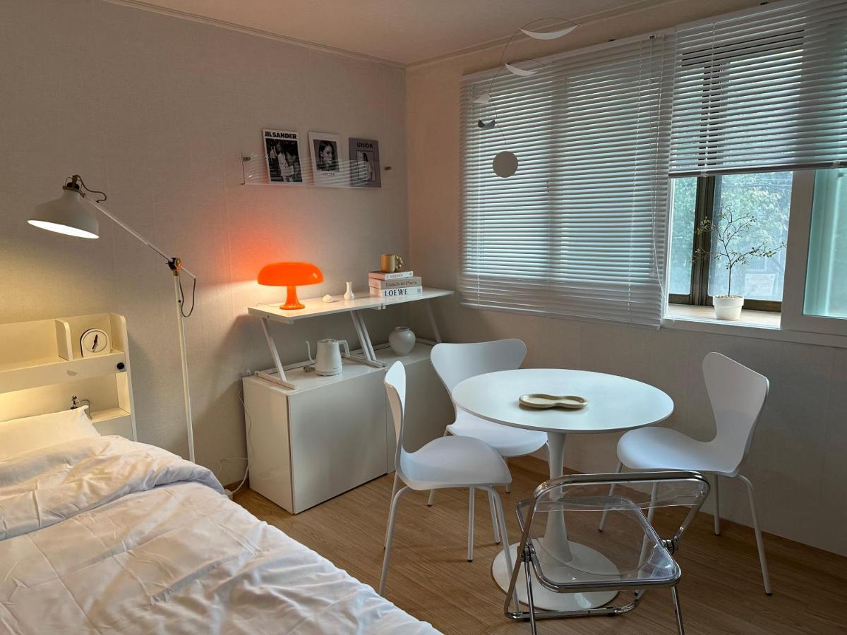 Apartment M Near Mokdong Station Seoul
